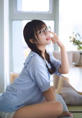 堕落的女律师_在线播放-手机免费播放动漫