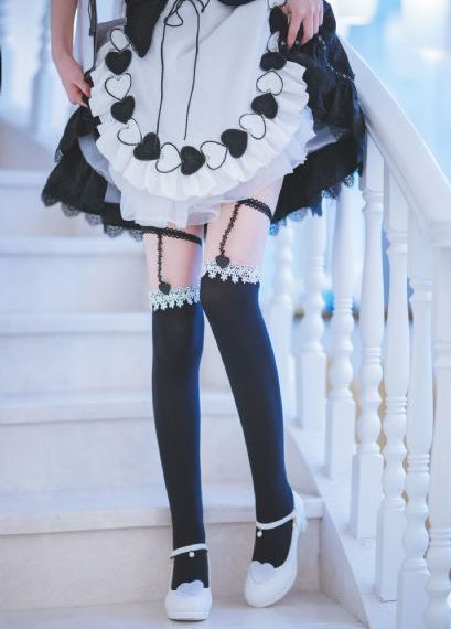 红唇滚滚_DVD手机在线观看