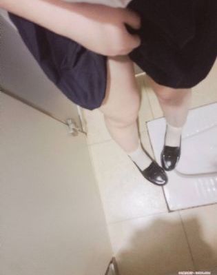 黑帮大佬爱上我的365_HD在线播放