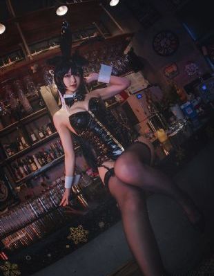 年轻的阿姨韩剧_免费超清在线观看
